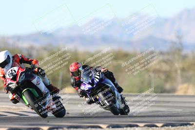 media/Dec-06-2025-CVMA (Sat) [[4a896cc04c]]/Race 12-Supersport Middleweight/